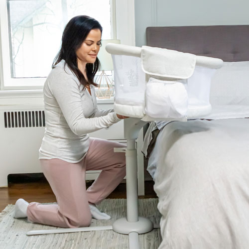 HALO BassiNest Swivel Sleeper Premiere Bassinet - Pebble
