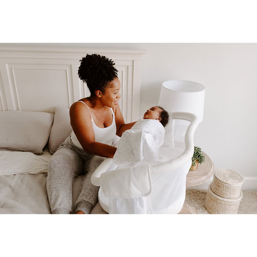 HALO BassiNest Swivel Sleeper Premiere Bassinet - Pebble