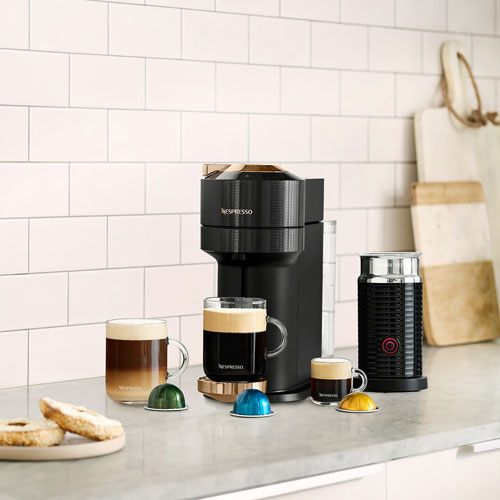 Machine à café/espresso Nespresso Vertuo Next Premium par De'Longhi avec Aeroccino - Rose doré