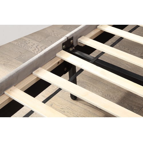 WHI ARMANDO VELVET 60" QUEEN PLATFORM BED - GREY