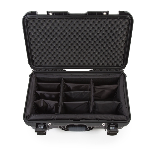 Bagage de cabine rigide étanche 935 de Nanuk avec roulettes et séparateur rembourré - Noir