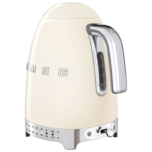 Bouilloire électrique programmable de la gamme Années 50 de Smeg - 1,7 l - Crème