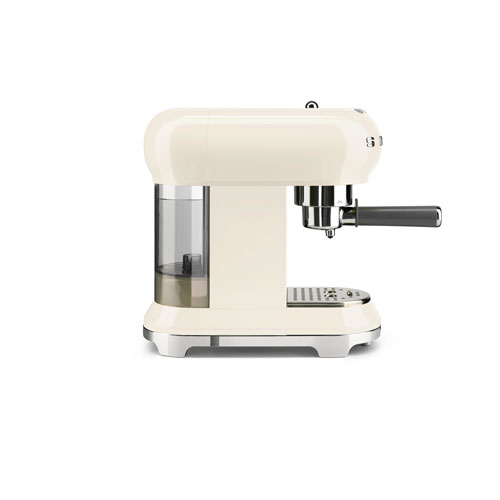 Machine à espresso manuelle de 15 bars de style années 50 de Smeg
