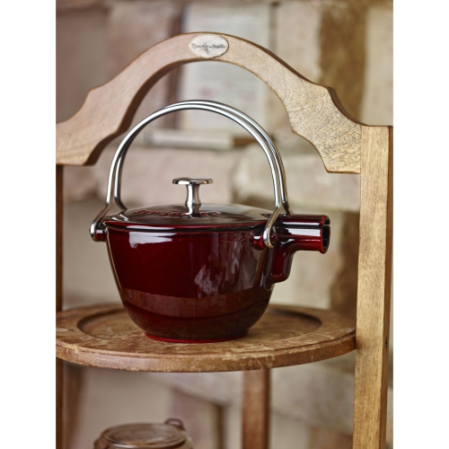 Staub, en fonte 1-qt ronde bouilloire à thé - Grenadine
