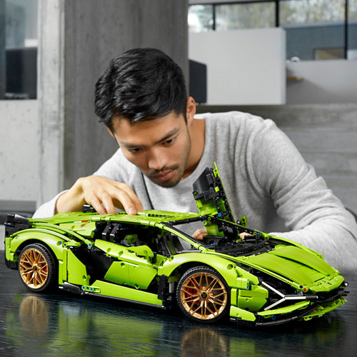 LEGO Technic: Lamborghini Sián FKP 37 (Hard to Find) - 3696 Pieces (42115)