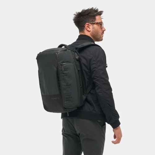 Nomatic Travel Pack - 30L - Black
