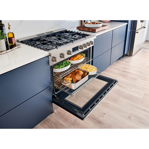 Bosch 36" 3.5 Cu. Ft. True Convection 6-Burner Freestanding Gas Range (HGS8655UC) - Stainless