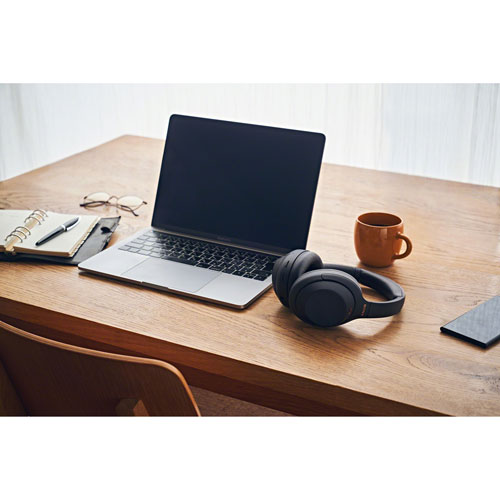 Casque d'écoute Bluetooth à suppression du bruit WH-1000XM4 de Sony - Noir