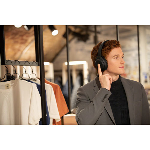 Casque d'écoute Bluetooth à suppression du bruit WH-1000XM4 de Sony - Noir