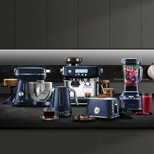 Machine à espresso automatique Bambino Plus de Breville - Damas Bleu