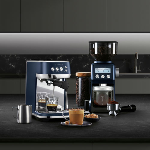 Machine à espresso automatique Bambino Plus de Breville - Damas Bleu