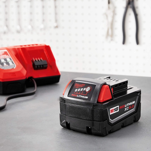Milwaukee 48-11-1850 M18 REDLITHIUM XC5.0 Batterie à capacité étendue