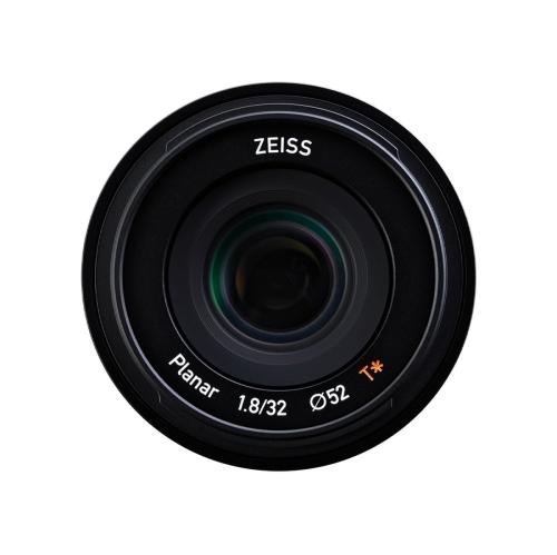 Zeiss Touit 32mm f/1.8 Lens (Sony E-Mount) - US Version w/ Seller