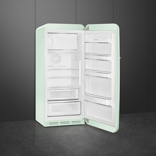 Réfrigérateur à une porte 9,2 pi³ 24 po de style années 50 de Smeg - Vert pastel