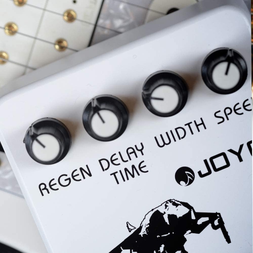 JOYO JF-07 Classic Flanger Pedal Effect Tremulous Vibratos & Chorus Guitar Pedal Effect for Electric Guitar Metallic