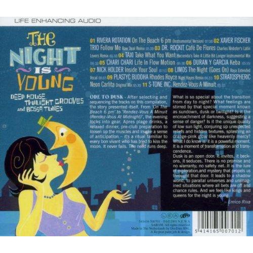 The Night Is Young - Deep House, Twilight Grooves and Bossa Tunes [Audio CD] Various
