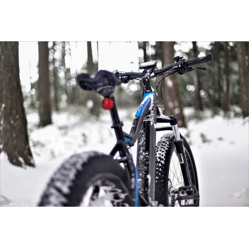 NCM Aspen 26" Electric Bike - Black