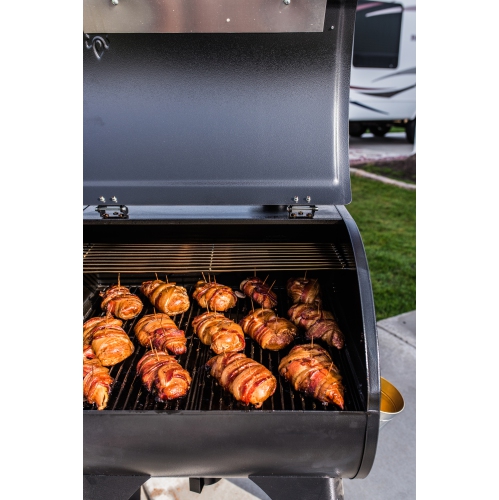 Camp Chef SmokePro XT 24 Pellet Grill Black Best Buy Canada