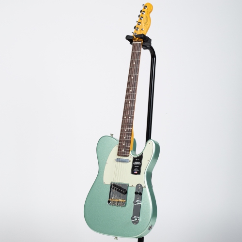 Telecaster American Professional II de Fender - palissandre Mystic Surf Green