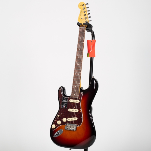 Stratocaster American Professional II de Fender - palissandre Sunburst 3 couleurs gauche