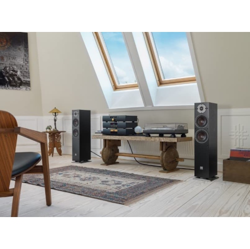 DALI Oberon 5 Floor Standing Speakers in Black - Pair