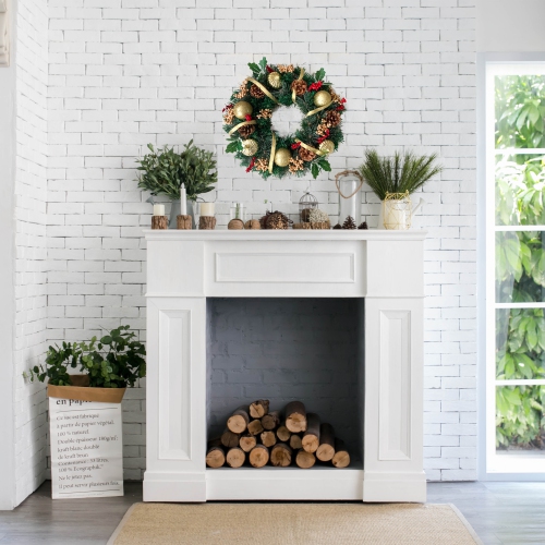 ALEKO CHW012 Decorative Holiday Christmas Artificial Wreath with Pine Cones and Gold Accents