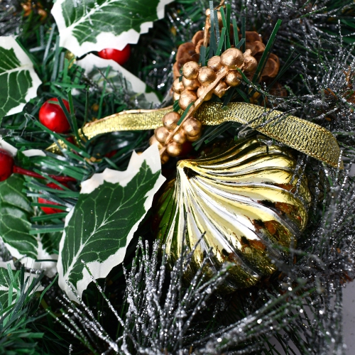 ALEKO CHW012 Decorative Holiday Christmas Artificial Wreath with Pine Cones and Gold Accents