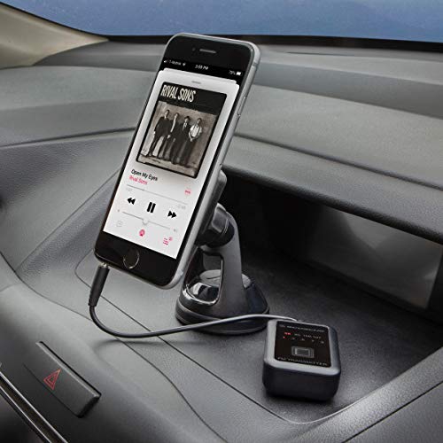 Émetteur FM Scosche alimenté par batterie avec 20 fréquences préréglées, emballage détail