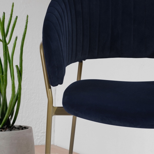 Furniture R Velvet Arm Chair