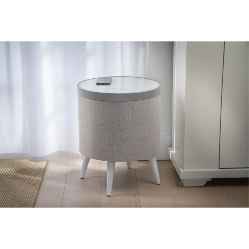 VOICI ZAIN THE KOBLE DOMOTIQUE Chargeur intelligent sans fil Qi avec haut-parleurs Bluetooth en blanc/blanc/argenté