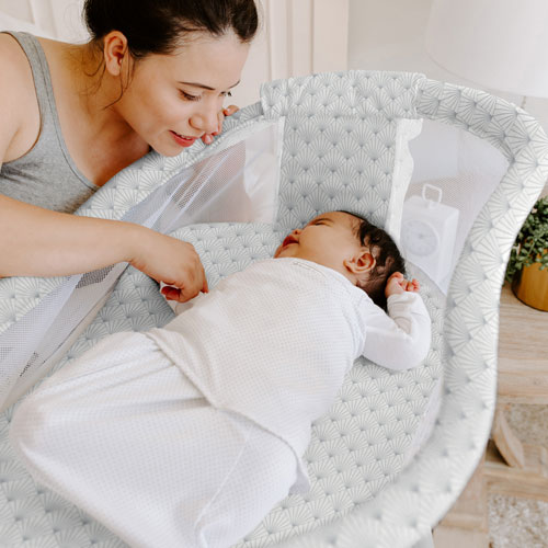 HALO Innovations BassiNest Glide Sleeper Bassinet - Plume