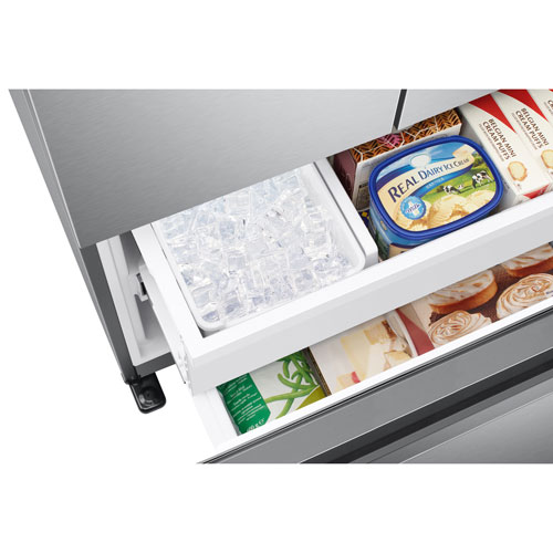 Réfrigérateur deux portes prof. comptoir 17,5 pi³ 33 po distrib. glace Samsung (RF18A5101SR) - Inox