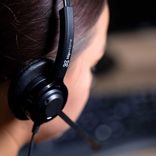 Klipxtreme Headset Business VoxPro-S USB Stereo with Boom Mic Noise Isolating Inline Volume Control/Mute Compatible with UC Platforms - Black
