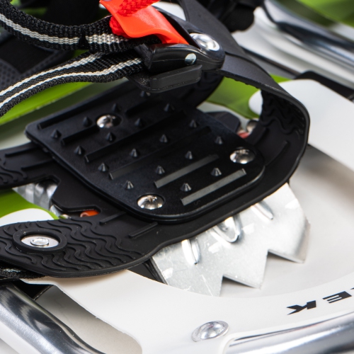 SNOWTREK Aluminum Snowshoes for Kids, Youth Snow Shoes with Carrying Bag - Size 21