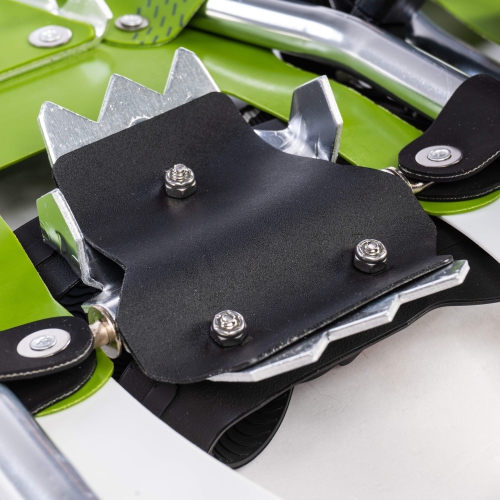 SNOWTREK Aluminum Snowshoes for Kids, Youth Snow Shoes with Carrying Bag - Size 21