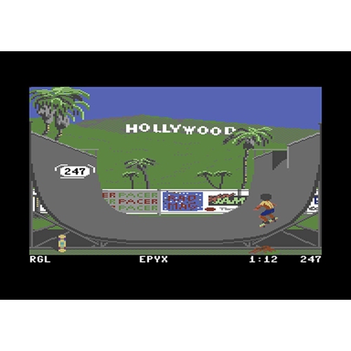 La mini console de commodore C64 + manette [console de jeu vidéo rétro]