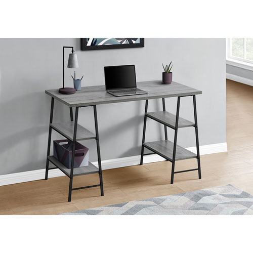 Bureau d'ordinateur de 47,25 po de largeur avec 4 tablettes de Monarch - Gris/Noir