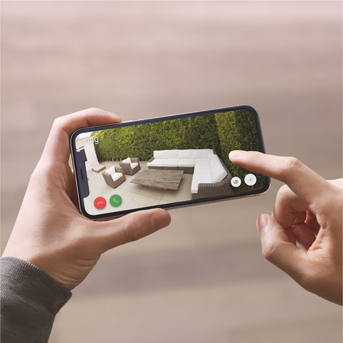 Caméra à projecteur d'illumination avec fil Wi-Fi 2K Pro de Ring avec Ring Vision, 2 DEL et détection de mouvement 3D - Blanc