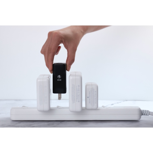 Adam Elements OMNIA 65W USB C Charger