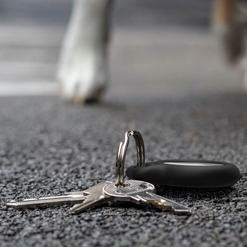 Étui avec porte-clés pour AirTag de Belkin - Noir