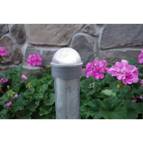 Classy Caps Capuchon de poteau solaire Silver Chainlink Summit CH2233S