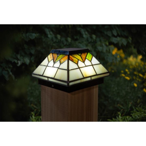 Classy Caps 5x5-4x4-3.5x3.5 Stained Glass Wellington Solar Post Cap WG322
