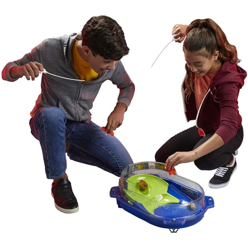 Ensemble de combat Burst Rise Hypersphere Vortex de Beyblade&nbsp;: ensemble complet avec stade de Beyblade, 2 jouets de combat et 2 lanceurs, 8 ans