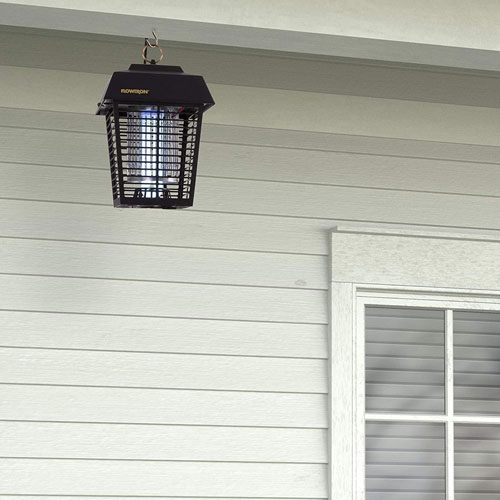 Flowtron Half-Acre Bug Zapper Light