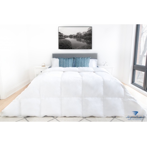 Highland Feather 600 Fill Power European White Down Duvet 233TC Pure Cotton Casing with Corner Ties CORDOBA Good Value and Cozy, All Seasons, King, 2