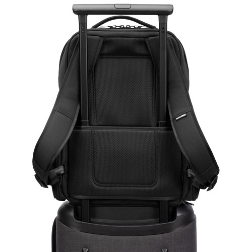 Incase Designs A.R.C. 16" Laptop Day Backpack - Black