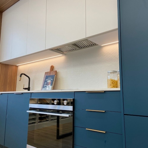 Cyclone 28" 600 CFM LED lights Insert Range Hood - Stainless Steel