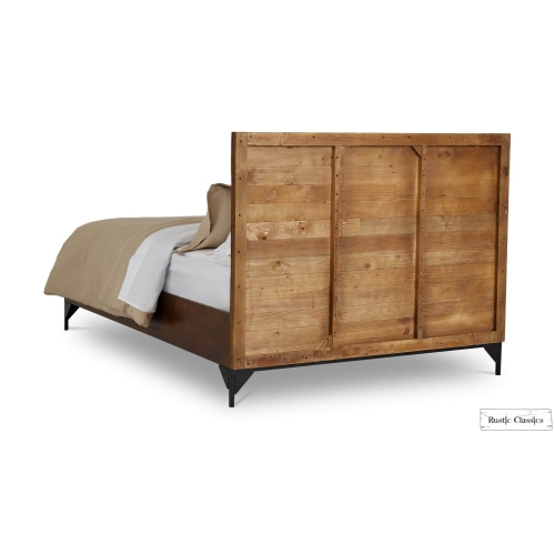 Rustic Classics Blackcomb Reclaimed Wood and Metal Platform Bed in Coffee Bean