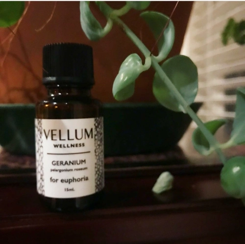 Vellum Wellness Geranium Essential Oil For Aroma Diffusers and Natural Skincare