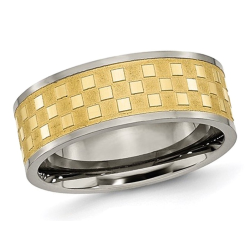 GEM AND HARMONY  Mens Titanium 8MM Plated Checkered Wedding Band Ring In Yellow